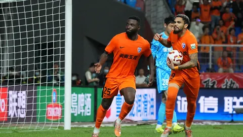 福原爱携新伴侣与密友欢聚，疑似已同居半日