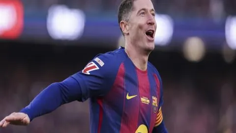 大乐透期号专家推荐解析：质合分析前区十码对比